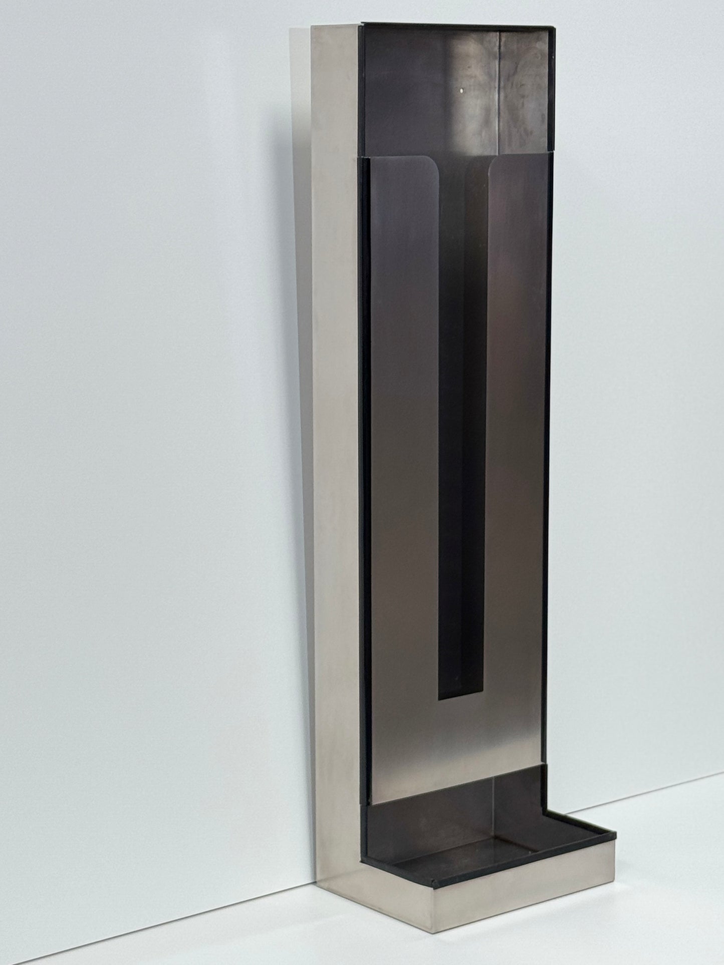 Premium Stainless Steel Clinic Fixture, Wall Mounted Gravity Fed IV Bag Storage “FIFO” Design Holds Up to 20 1000ml Bags